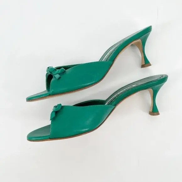 Manolo Blahnik Green Leather Pertinanu Bow Detail Kitten Heel Mules IT 37 - Picture 4 of 10